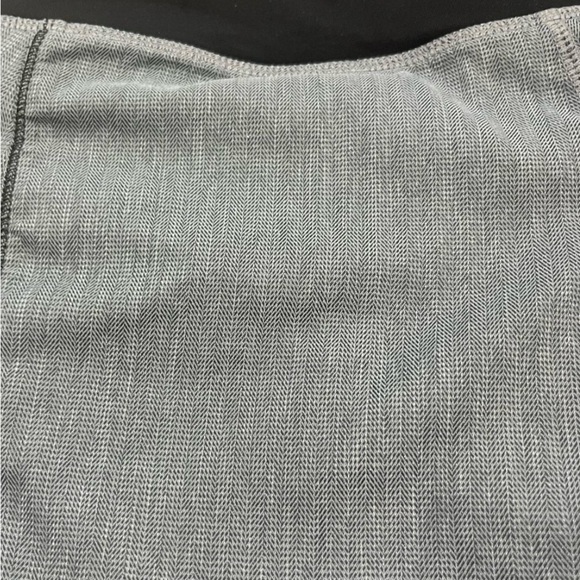 Lululemon Women's Gray Athletic Shorts. the print isn’t made anymore - Picture 3 of 4